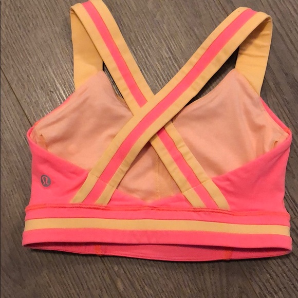 Lululemon sports bra - Picture 2 of 2